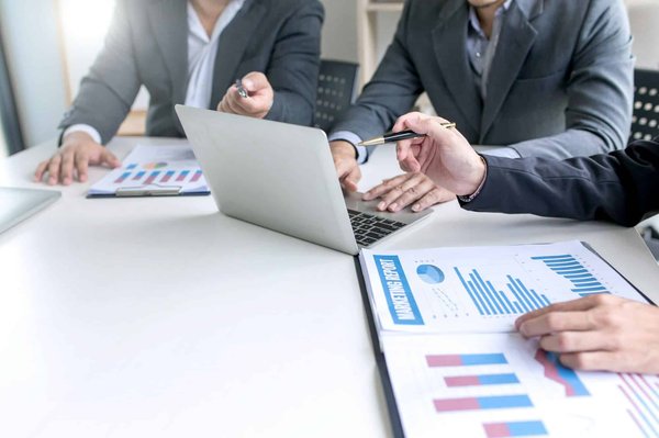 Comment adapter les offres en fonction des différents segments de membres?