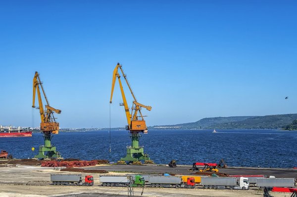 Achat d'une mini grue Jekko : Les bons conseils à retenir